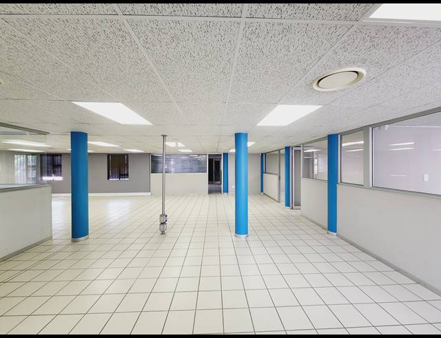 395M² OFFICE TO LET IN NORTH RIDING
